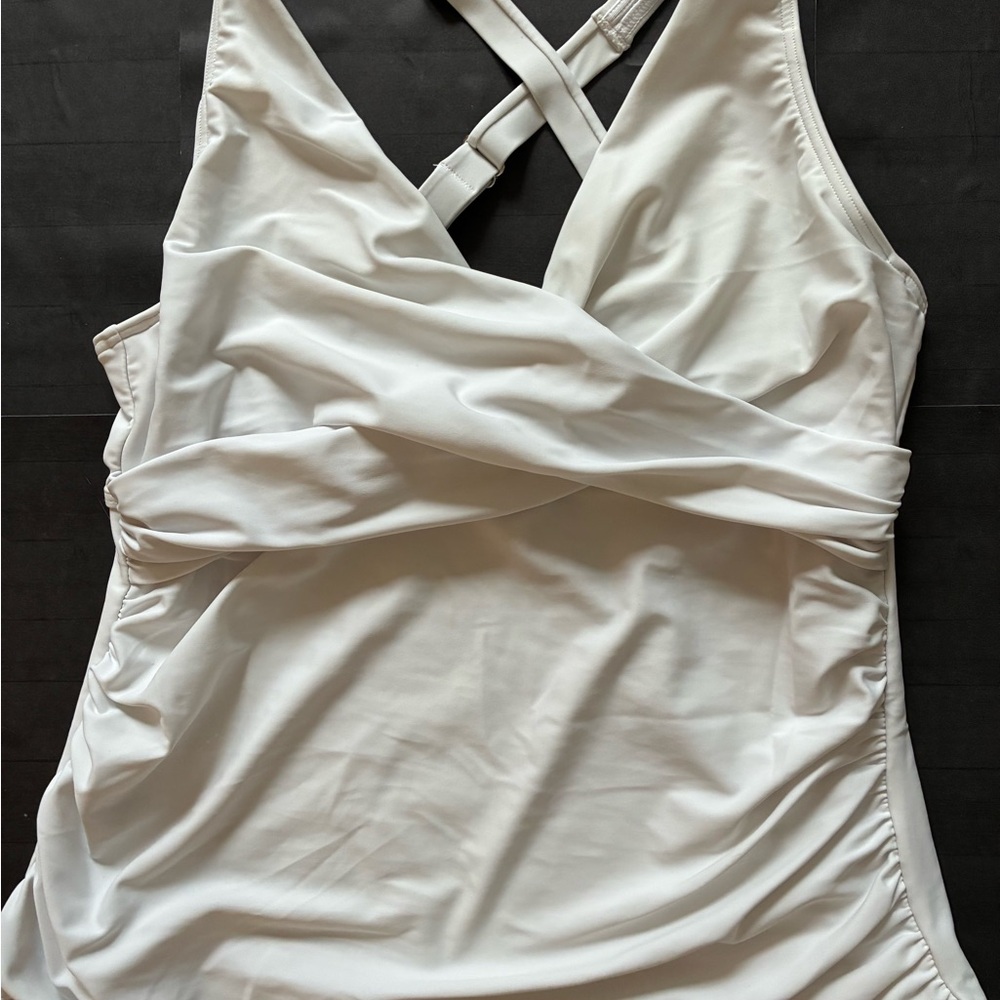 Firpearl White tankini swim top